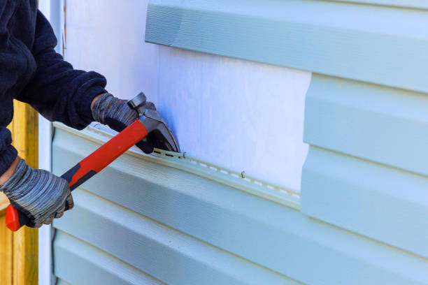 Reliable Emergency Siding Repair contractor in Summerfield, NC by Squared Siding